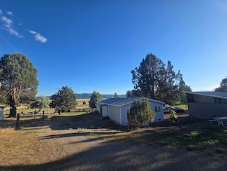 26817 Lassen Rd, Sprague River, OR 97639