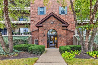 661 Hapsfield Ln Unit 101, Buffalo Grove, IL 60089