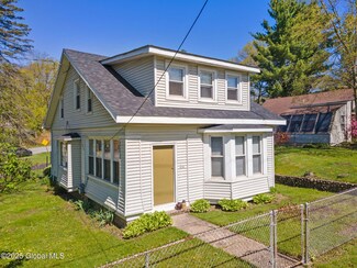 1081 2nd Ave, Troy, NY 12182