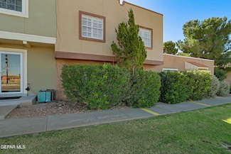 227 Montego Bay Dr, El Paso, TX 79912