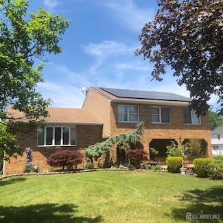 41 Bartha Ave, Edison, NJ 08817
