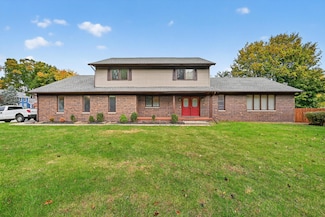 5456 Stoney Brook Rd, Kalamazoo, MI 49009