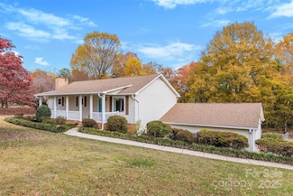 147 Sundown Rd, Mooresville, NC 28117