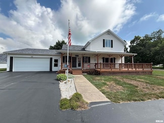 628 E Macarthur Ave, Lewistown, IL 61542