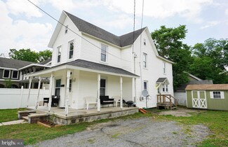 407 S Poplar St, Laurel, DE 19956