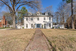 2720 Holly Spring Dr, Germantown, TN 38138