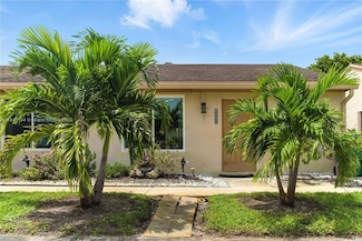 8041 SW 20th Place, Davie, FL 33324