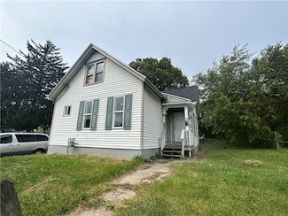 24 Alphonse St, Rochester, NY 14621