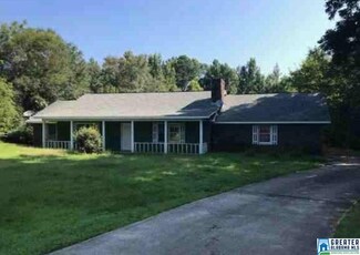 3050 Lee Dr, Smiths Station, AL 36877