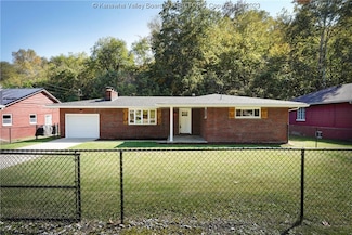 131 Riverview Dr, Saint Albans, WV 25177