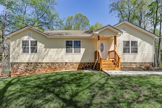 3250 Old Forest Rd, Lynchburg, VA 24501
