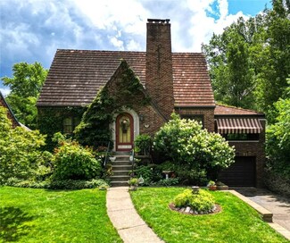 304 Thompson Dr, Pittsburgh, PA 15229