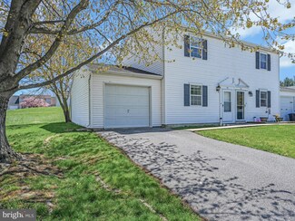 34 Dogwood Ln, Cleona, PA 17042