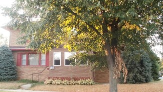 2838 Hoard St, Madison, WI 53704