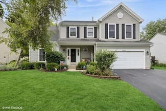 3925 Peartree Dr, Lake In the Hills, IL 60156
