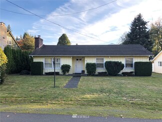 435 NE Birch St, Issaquah, WA 98027