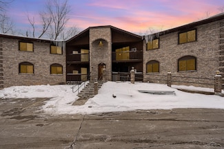 3339 Cabaret Trail S Unit B2, Saginaw, MI 48603