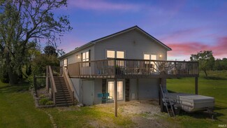 9730 N Marine Key Dr, Syracuse, IN 46567