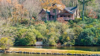 150 Old Logging Trail, Highlands, NC 28741