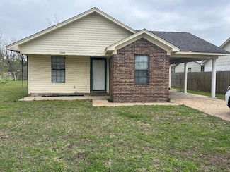 2008 Willow St, Osceola, AR 72370