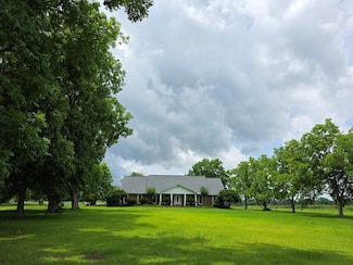 1024 Ten Mile Rd, Fitzgerald, GA 31750
