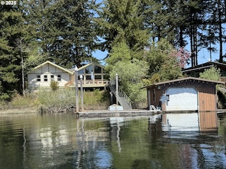 3140 S Tenmile Lake, Lakeside, OR 97449