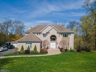 10 Smock Ct, Towaco, NJ 07082