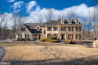 23 Great Woods Ln, Malvern, PA 19355