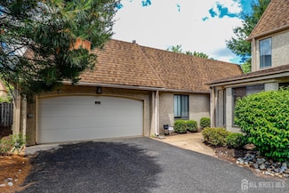 22 Carriage Place, Edison, NJ 08820