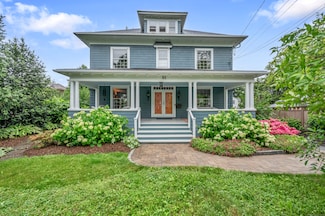 95 Parsons St, Wallingford, CT 06492