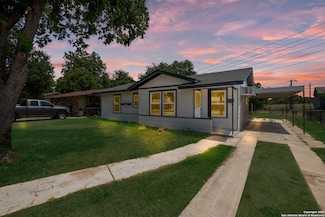 142 W Palfrey St, San Antonio, TX 78223