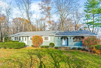 10 Appaloosa Ave, Pelham, NH 03076