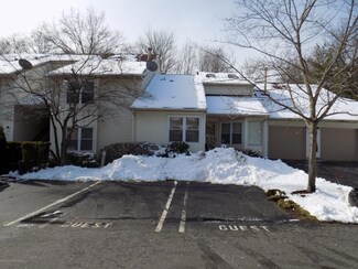 447 Bayberry Ct, Englishtown, NJ 07726