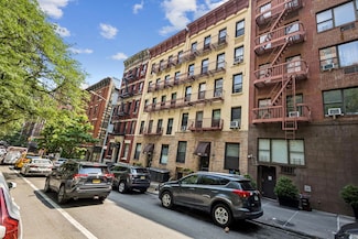 246 E 90th St Unit 3C, New York, NY 10128