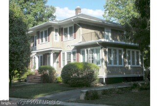 3204 Parkside Dr, Baltimore, MD 21214