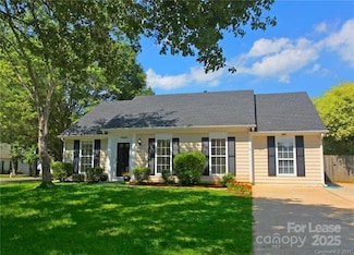 13801 Dannemara Dr, Pineville, NC 28134