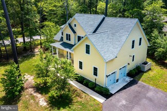 14795 Mohawk Dr, Swan Point, MD 20645