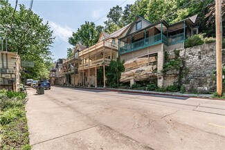 142 Spring St, Eureka Springs, AR 72632