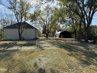 428 2nd Ave SE, Arnegard, ND 58835