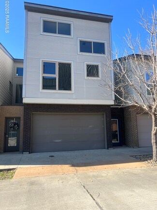 212 Highland Oaks Ln, Lafayette, LA 70508