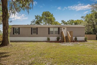 7706 23rd St, Zephyrhills, FL 33540