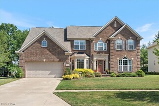 10494 Ruggiero Dr, Strongsville, OH 44136