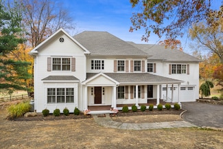 123 Greens Farms Rd, Westport, CT 06880