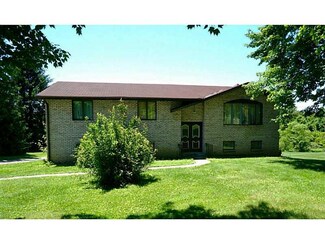 574 Bairdford Rd, Gibsonia, PA 15044