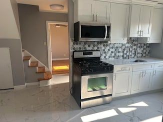 6 Kelly Pkwy Unit 2, Bayonne, NJ 07002