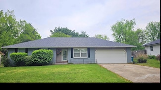 1135 E Westchester Dr, Springfield, MO 65810
