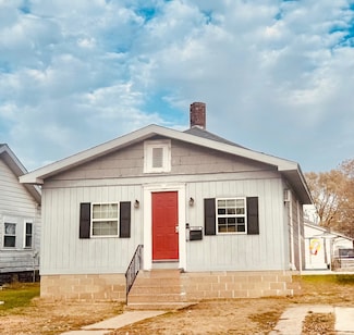 1409 Edwards St, Beardstown, IL 62618