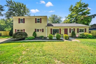 6078 Glasgow St, Madison, OH 44057