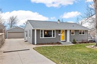 4015 Dalewood Ave SE, Cedar Rapids, IA 52403