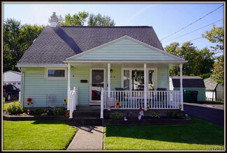 1614 97th St, Niagara Falls, NY 14304